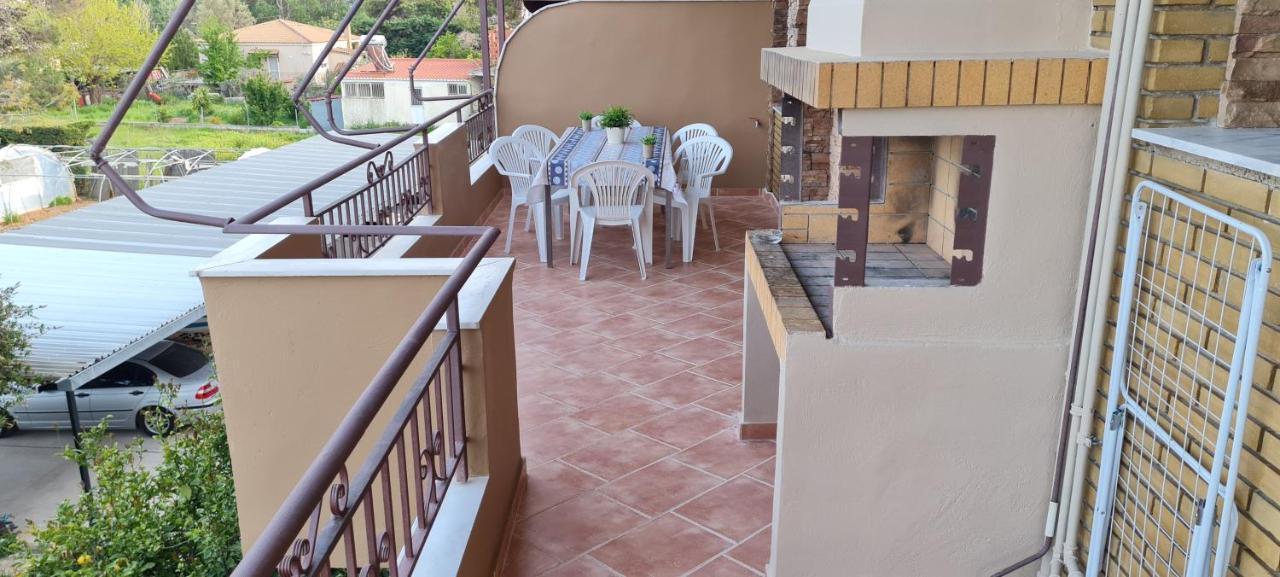 'The Seagull' Traditional Cottage Nea Makri Bagian luar foto
